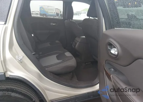 2014 Jeep Cherokee Latitude z USA, uszkodzony, nr VIN 1C4PJLCS7EW249622